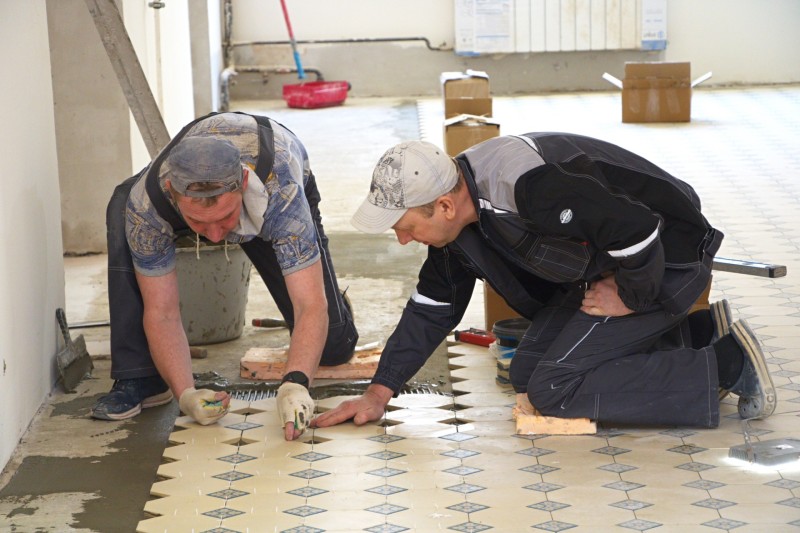 Наталья Якимова проконтролировала ход капремонта в старинном корпусе Пушкинской гимназии Наталья Якимова проконтролировала ход капремонта в старинном корпусе Пушкинской гимназии.