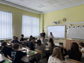 В гимназии проходит Декада математики, информатики и компьютерной грамотности.