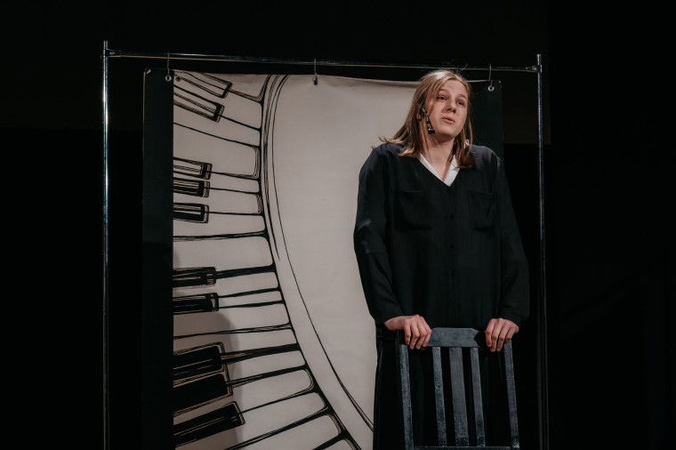 Учащаяся 10 класса Бондарук Дарья приняла участие в республиканском этапе «Фестивале школьных театров»..