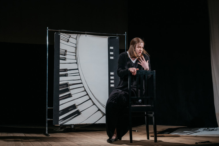 Учащаяся 10 класса Бондарук Дарья приняла участие в республиканском этапе «Фестивале школьных театров»..